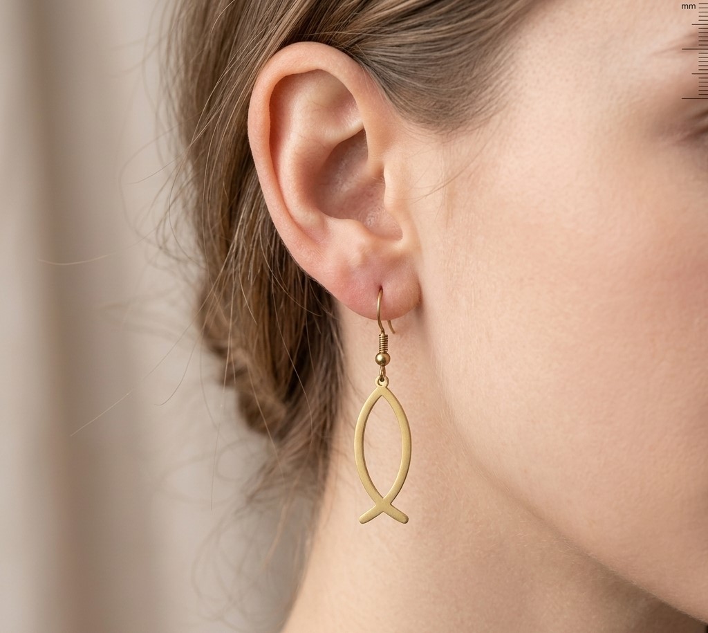 Pendientes colgantes en forma de pez en acero inxidable dorado